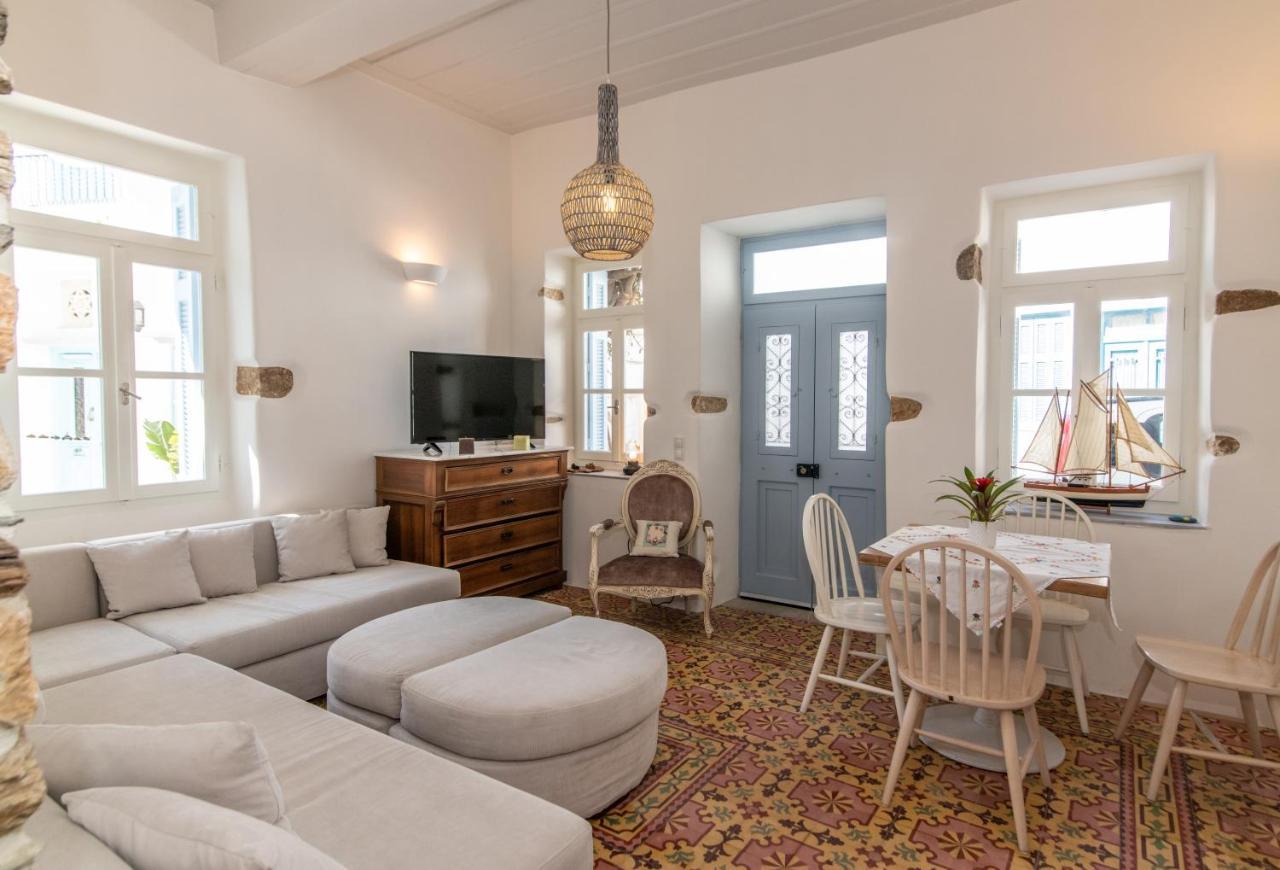 Cycladic House In The Heart Of Apartment