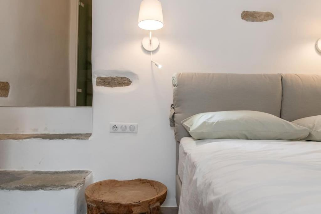 Cycladic House In The Heart Of * Tinos